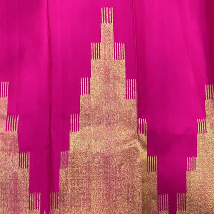  Kanjivaram Silk Saree With Gold Zari
