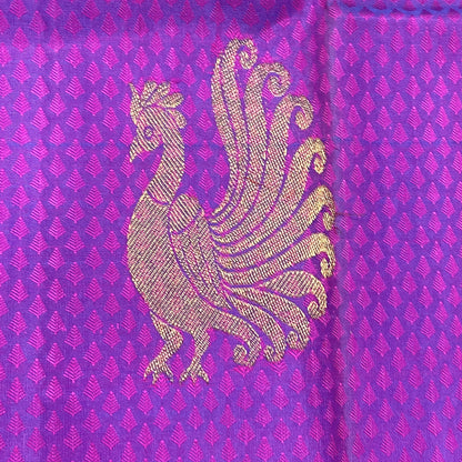 Violet Pink Kanjivaram Silk Saree With Peach Border